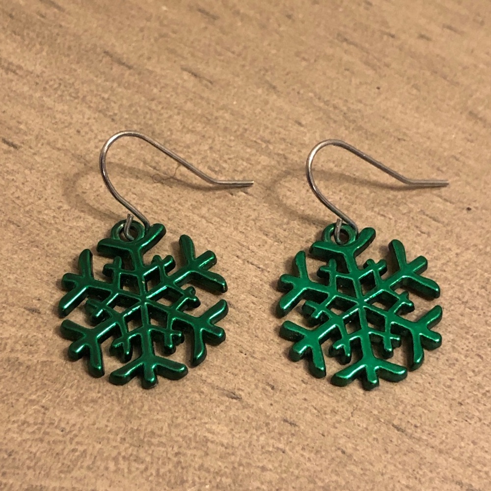 Green Snowflake Shaped Metal Christmas Earrings